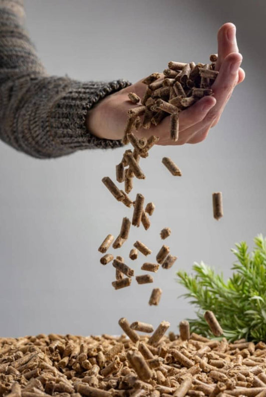 3 paletten mit Premium-Holzpellets von 15 kg, Zertifikate ENplus A1 / DINplus, 6 mm, Holz 77 Säcke